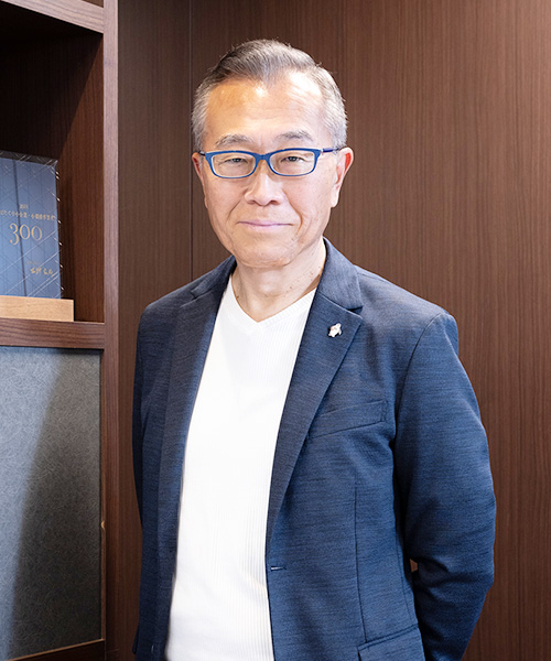 アクタガワ代表取締役 芥川崇仁